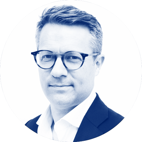 Headshot of Robin Carvell-Spedding , General Counsel